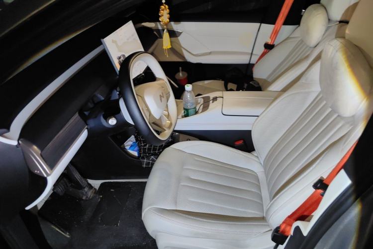 Used ONVO L60 2024 60 kWh Rear-Drive Version Left Front Seat