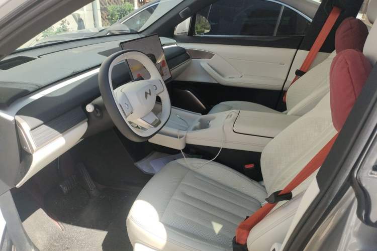 Used ONVO L60 2024 60 kWh Rear-Drive Version Left Front Seat