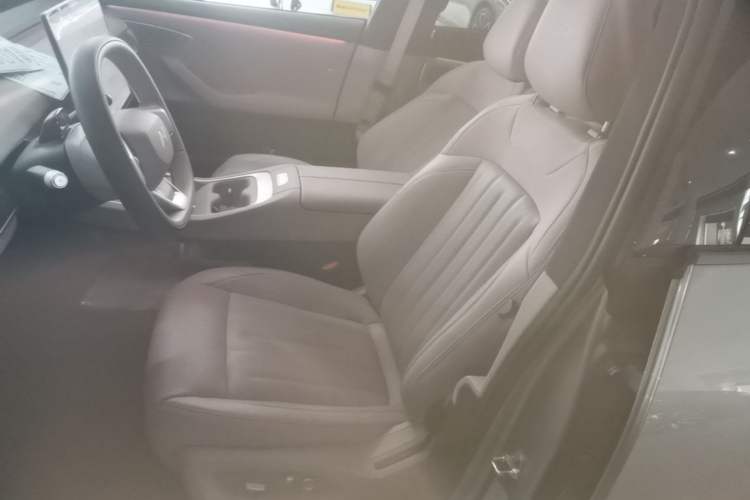 Used ONVO L60 2024 60 kWh Rear-Drive Version Left Front Seat
