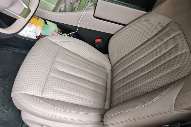 Used ONVO L60 2024 60 kWh Rear-Drive Version Left Front Seat