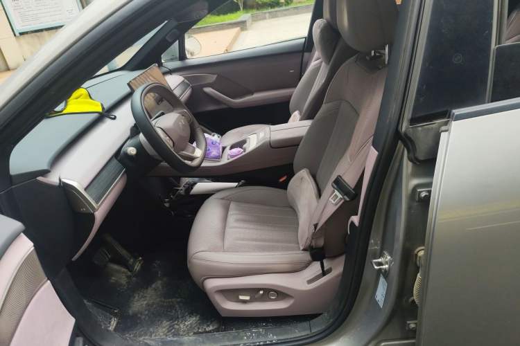 Used ONVO L60 2024 60 kWh Rear-Drive Version Left Front Seat