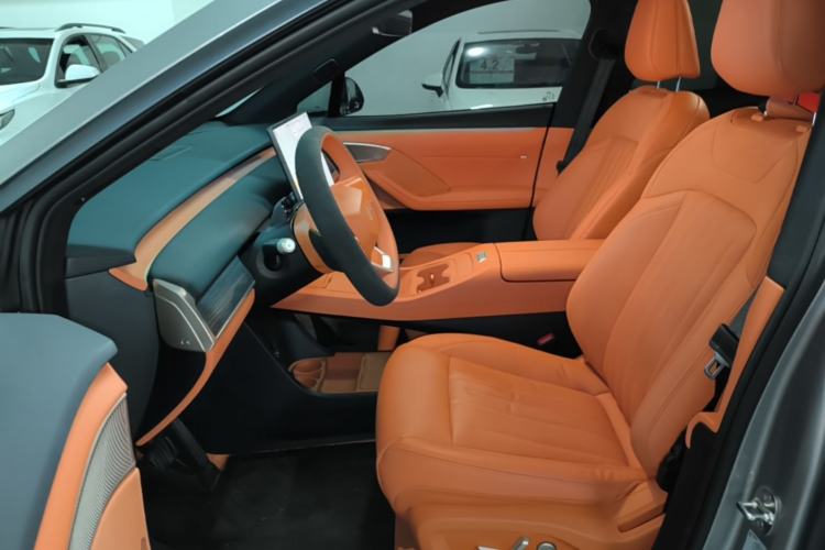 Used ONVO L60 2024 60 kWh All-Wheel Drive Left Front Seat