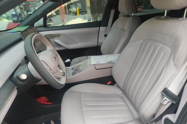 Used ONVO L60 2024 60 kWh Rear-Drive Version Left Front Seat
