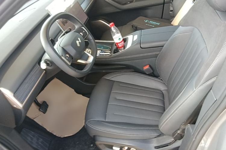 Used ONVO L60 2024 60 kWh Rear-Drive Version Left Front Seat