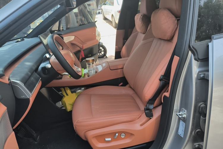 Used ONVO L60 2024 60 kWh Rear-Drive Version Left Front Seat