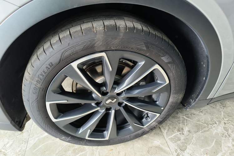 Used ONVO L60 2024 60 kWh Rear-Drive Version Left Front Wheel Hub