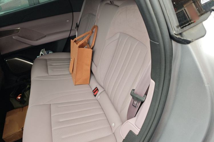 Used ONVO L60 2024 60 kWh Rear-Drive Version Left Rear Seat