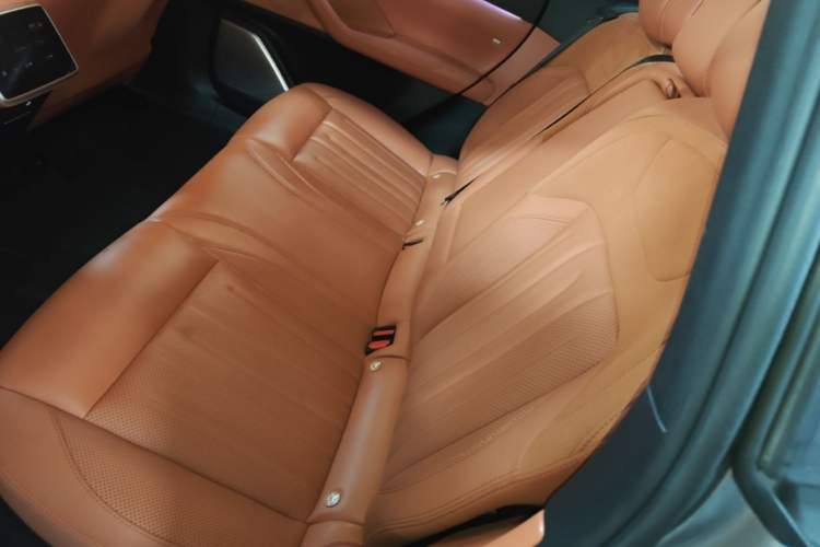 Used ONVO L60 2024 60 kWh Rear-Drive Version Left Rear Seat