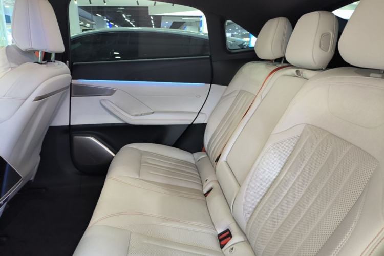 Used ONVO L60 2024 60 kWh Rear-Drive Version Left Rear Seat