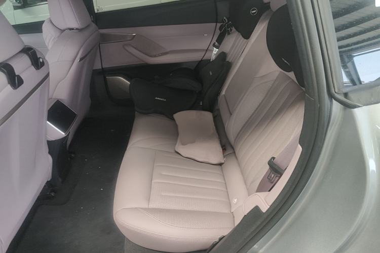 Used ONVO L60 2024 60 kWh Rear-Drive Version Left Rear Seat