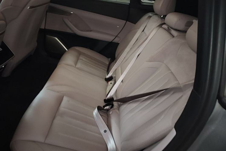 Used ONVO L60 2024 60 kWh Rear-Drive Version Left Rear Seat