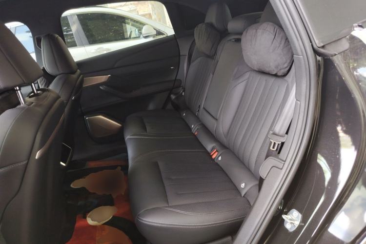 Used ONVO L60 2024 60 kWh All-Wheel Drive Left Rear Seat