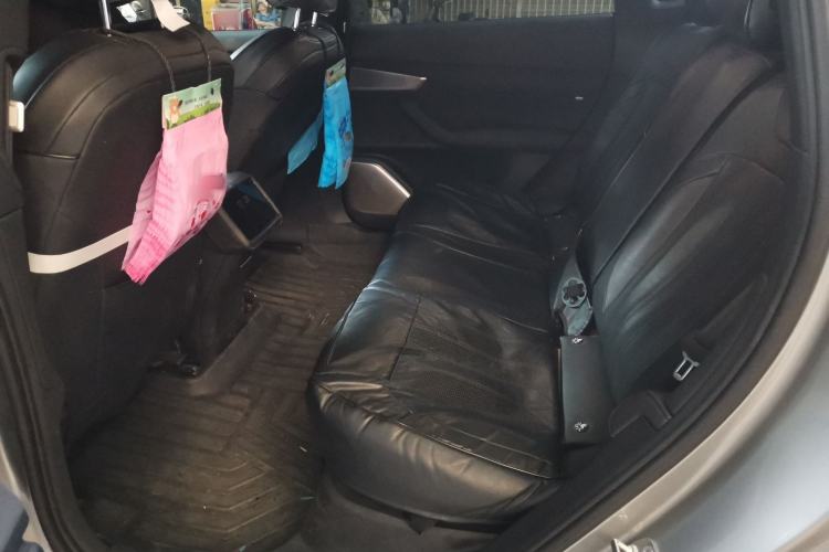 Used ONVO L60 2024 60 kWh Rear-Drive Version Left Rear Seat