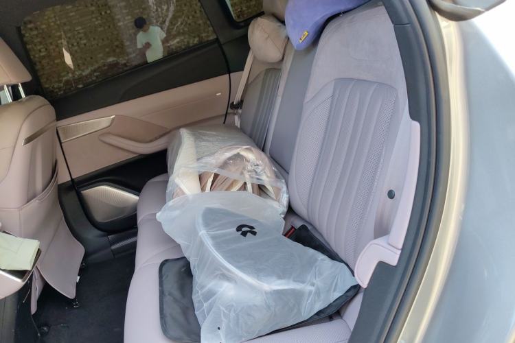 Used ONVO L60 2024 60 kWh Rear-Drive Version Left Rear Seat
