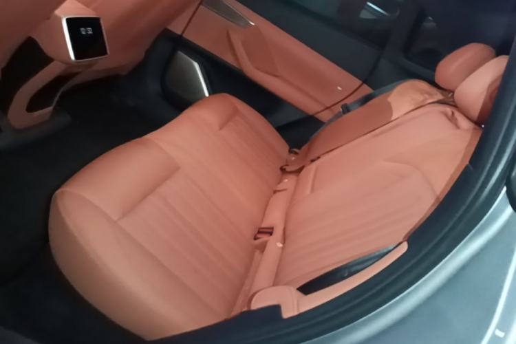 Used ONVO L60 2024 60 kWh Rear-Drive Version Left Rear Seat