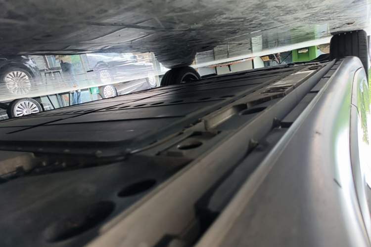 Used ONVO L60 2024 60 kWh Rear-Drive Version Left Side Sill