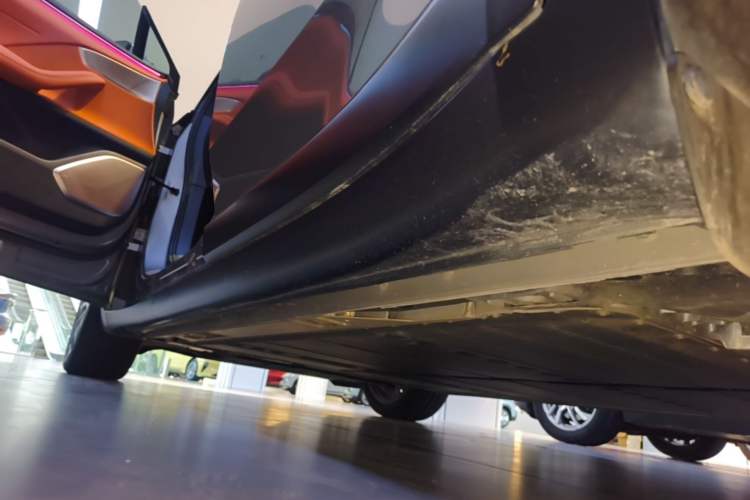 Used ONVO L60 2024 60 kWh Rear-Drive Version Left Side Sill