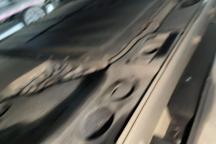 Used ONVO L60 2024 60 kWh Rear-Drive Version Left Side Sill