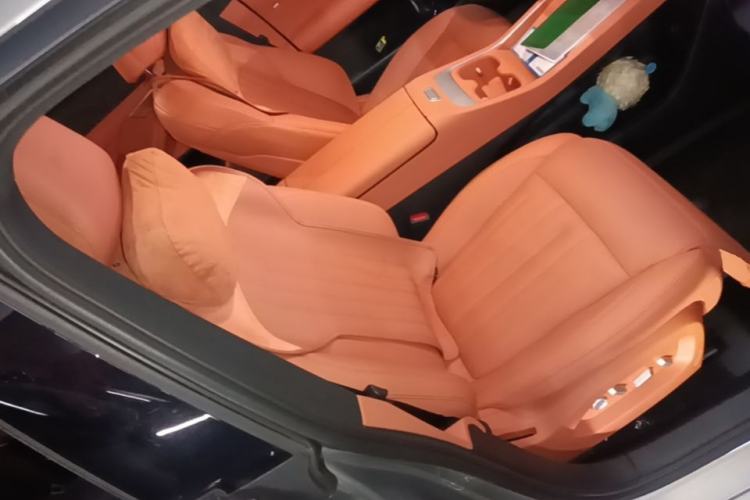 Used ONVO L60 2024 60 kWh Rear-Drive Version Right Front Seat