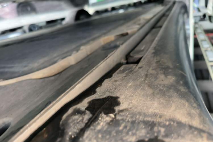 Used ONVO L60 2024 60 kWh Rear-Drive Version Right Side Sill
