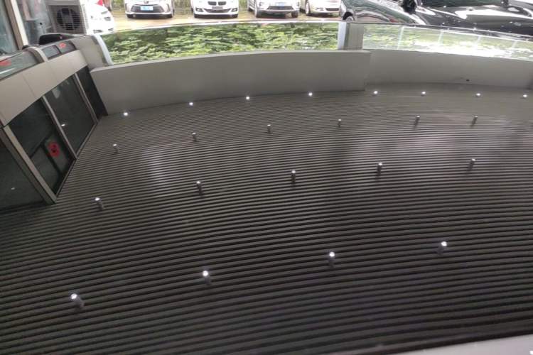 Used ONVO L60 2024 60 kWh Rear-Drive Version Roof