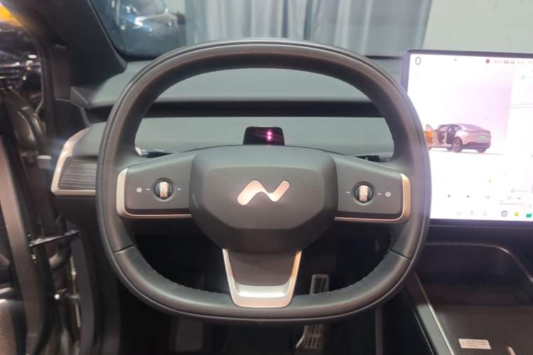 Used ONVO L60 2024 60 kWh Rear-Drive Version Steering Wheel