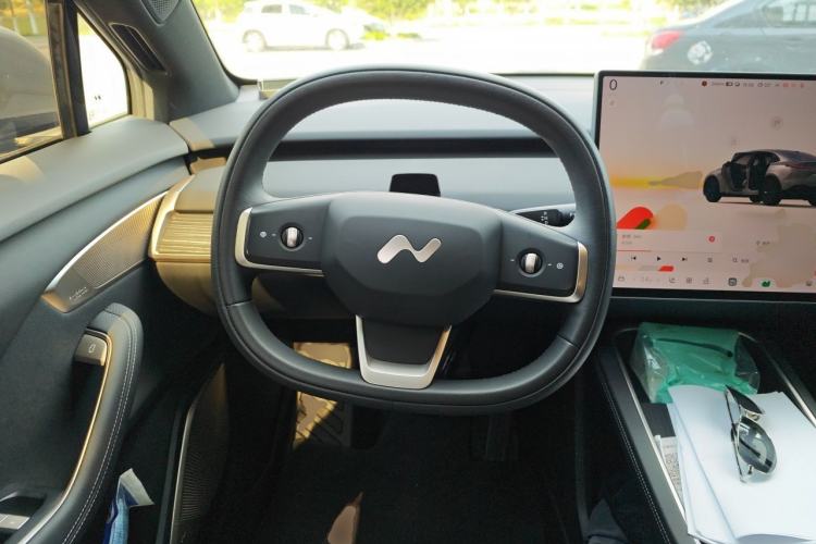Used ONVO L60 2024 60 kWh Rear-Drive Version Steering Wheel