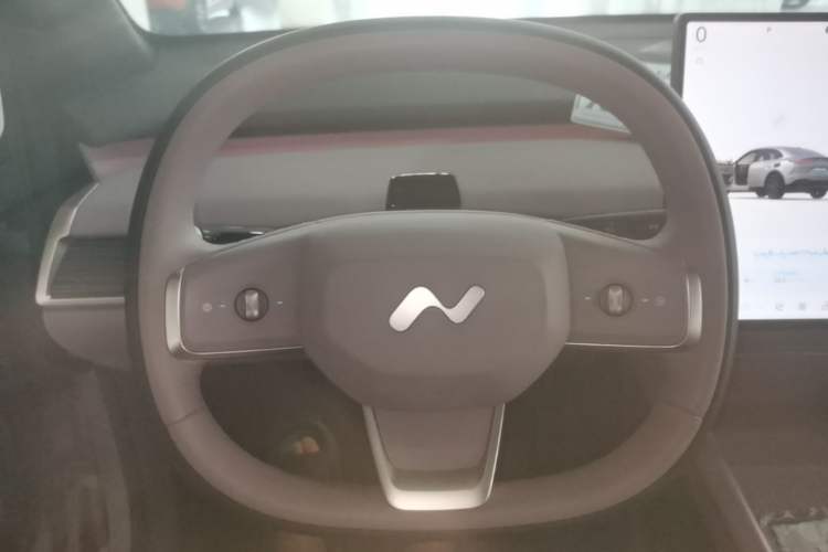 Used ONVO L60 2024 60 kWh Rear-Drive Version Steering Wheel