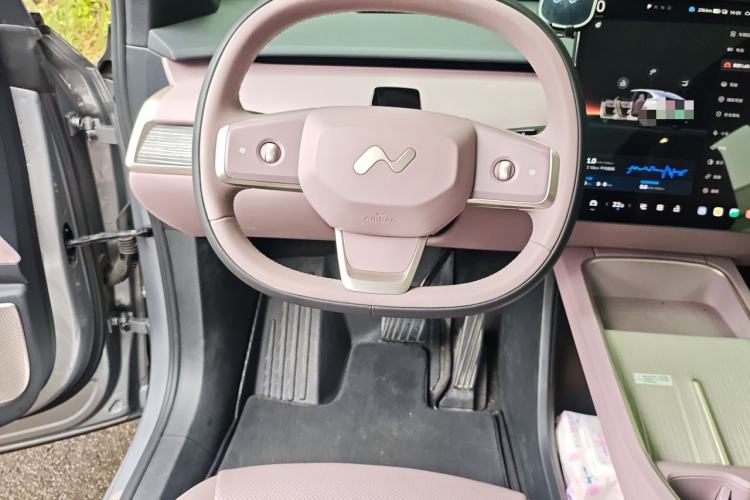 Used ONVO L60 2024 60 kWh Rear-Drive Version Steering Wheel