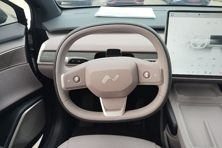 Used ONVO L60 2024 60 kWh Rear-Drive Version Steering Wheel