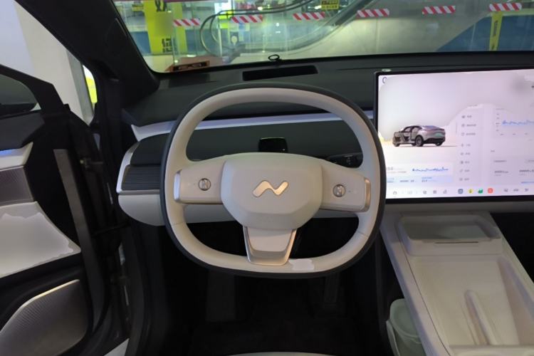 Used ONVO L60 2024 60 kWh Rear-Drive Version Steering Wheel