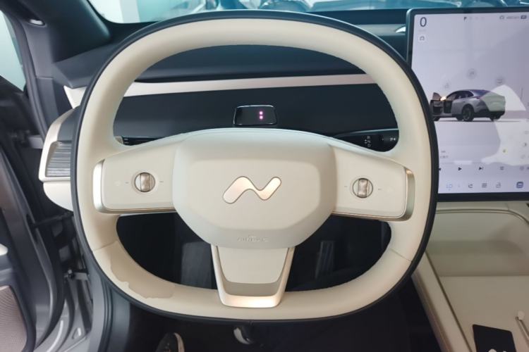 Used ONVO L60 2024 60 kWh Rear-Drive Version Steering Wheel