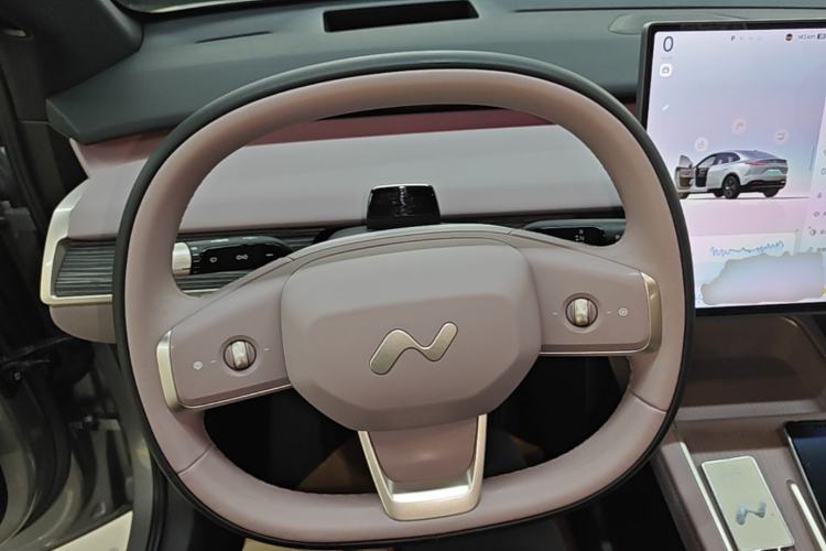 Used ONVO L60 2024 60 kWh Rear-Drive Version Steering Wheel