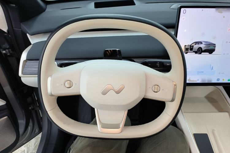 Used ONVO L60 2024 60 kWh Rear-Drive Version Steering Wheel