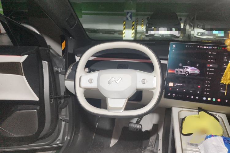 Used ONVO L60 2024 60 kWh Rear-Drive Version Steering Wheel