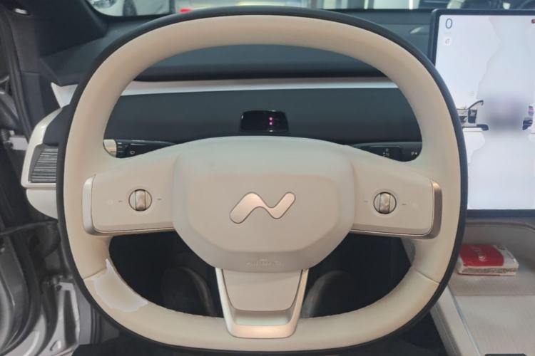 Used ONVO L60 2024 60 kWh Rear-Drive Version Steering Wheel