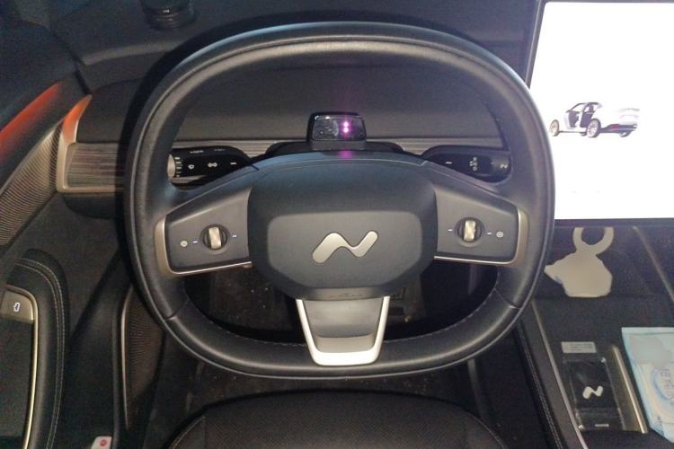 Used ONVO L60 2024 60 kWh Rear-Drive Version Steering Wheel