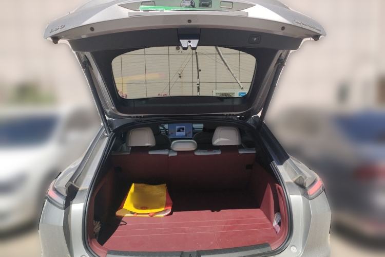Used ONVO L60 2024 60 kWh Rear-Drive Version Trunk