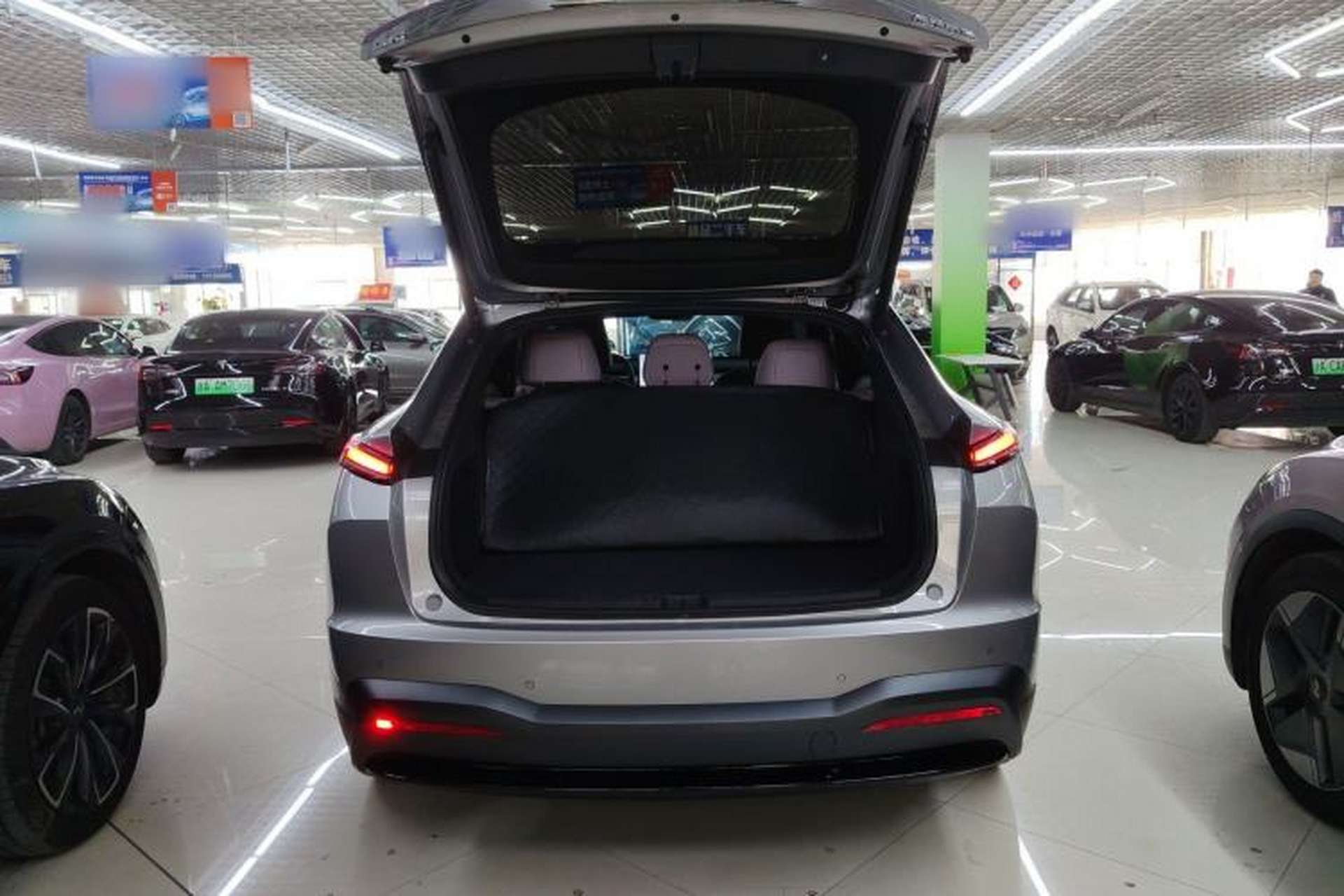 Used ONVO L60 2024 60 kWh Rear-Drive Version Trunk