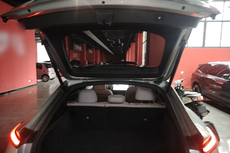Used ONVO L60 2024 60 kWh Rear-Drive Version Trunk