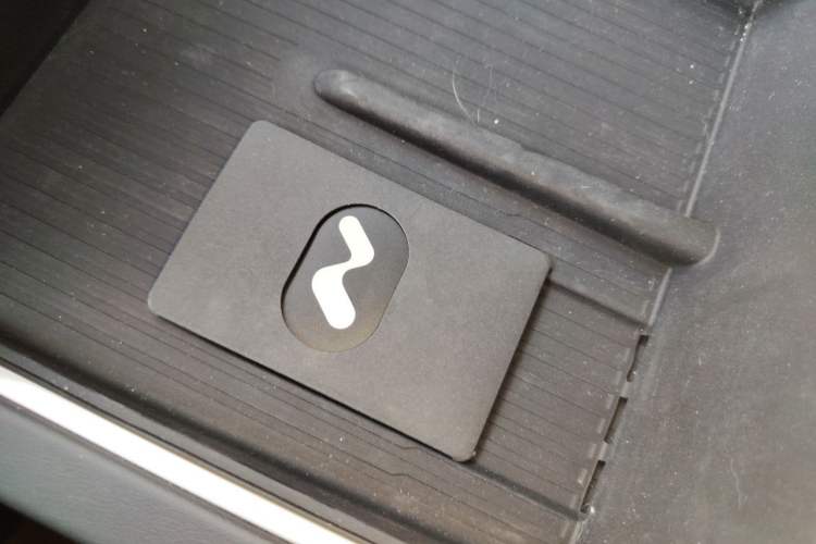 Used ONVO L60 2024 60 kWh All-Wheel Drive Vehicle Key
