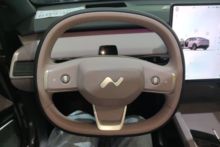 Used ONVO L60 2024 60 kWh Rear-Drive Version Steering Wheel