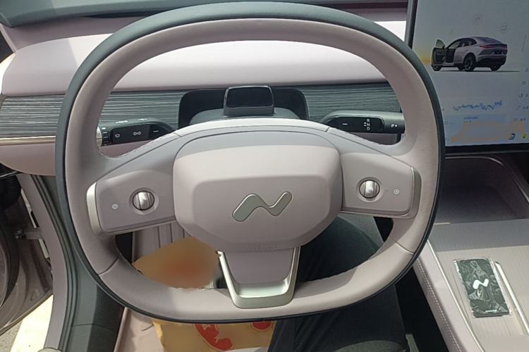 Used ONVO L60 2024 60 kWh Rear-Drive Version Steering Wheel