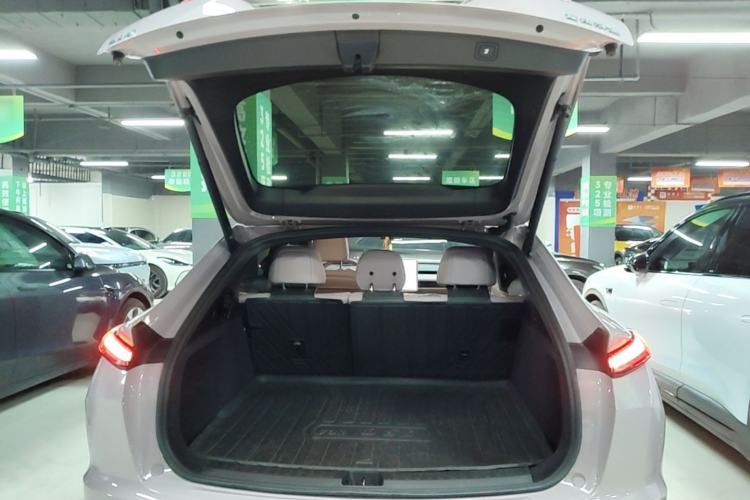 Used ONVO L60 2024 60 kWh Rear-Drive Version Trunk