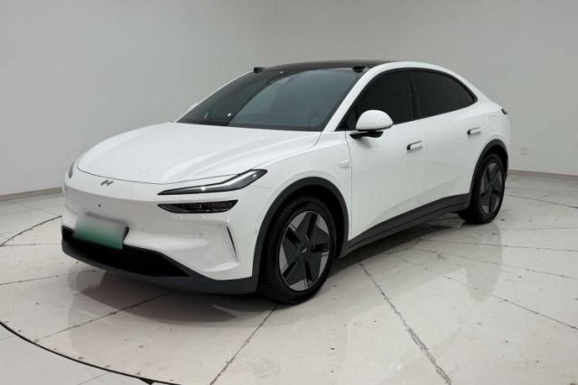Used ONVO L60 2024 60 kWh All-Wheel Drive