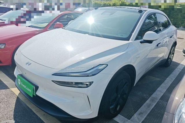 Used ONVO L60 2024 60 kWh Rear-Drive Version