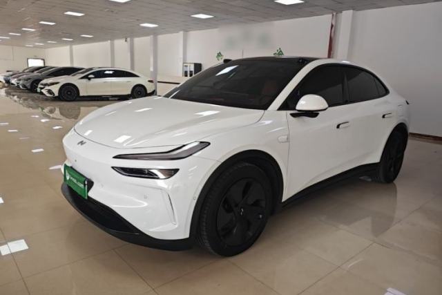 Used ONVO L60 2024 60 kWh All-Wheel Drive