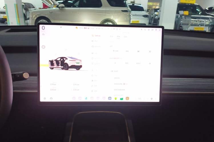 Used ONVO L60 2024 85 kWh Rear-Drive Version Audio And AC Panel