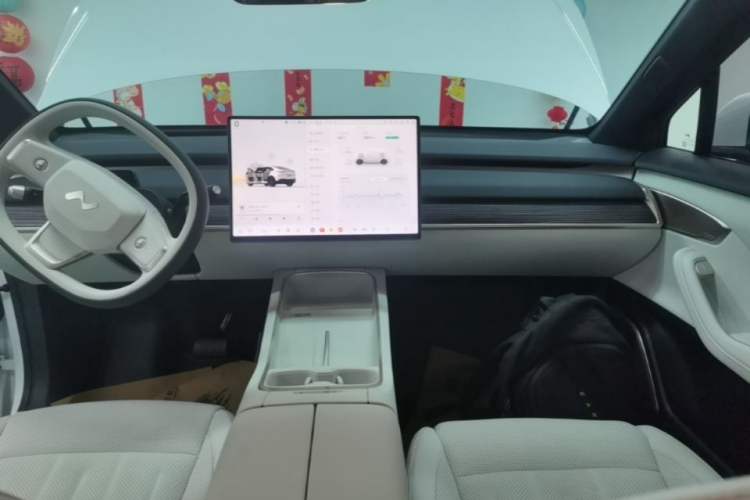 Used ONVO L60 2024 60 kWh Rear-Drive Version Audio And AC Panel
