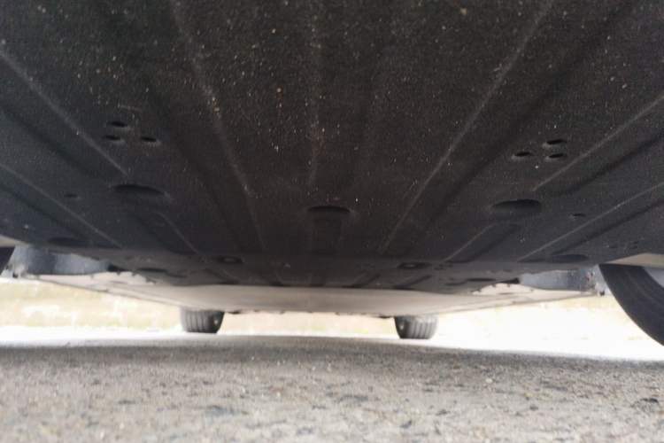 Used ONVO L60 2024 60 kWh Rear-Drive Version Chassis Front